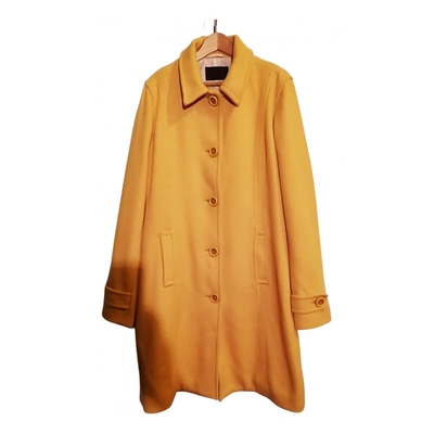 Pre-owned Gas Coat In Yellow