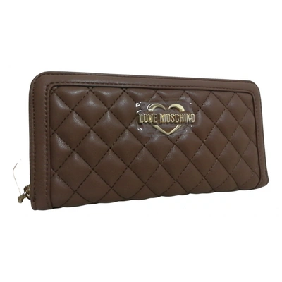 Pre-owned Moschino Love Leather Wallet In Brown