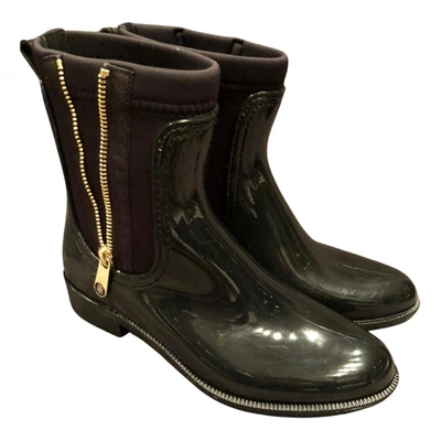 Pre-owned Tommy Hilfiger Ankle Boots In Black