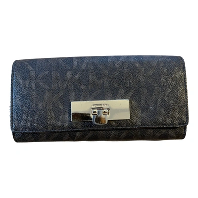 Pre-owned Michael Kors Wallet In Other