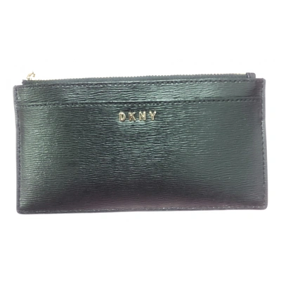 Pre-owned Dkny Leather Wallet In Black