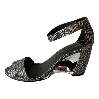 Pre-owned United Nude Vegan Leather Sandals In Silver
