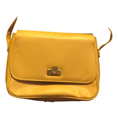 Pre-owned Pierre Balmain Leather Handbag In Yellow
