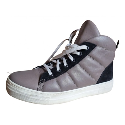 Pre-owned Iceberg Leather Trainers In Grey