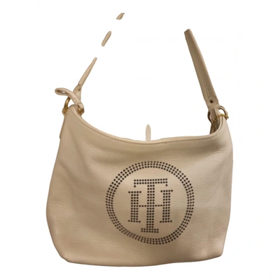 Pre-owned Tommy Hilfiger Vegan Leather Handbag In Beige