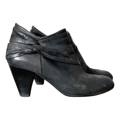 Pre-owned Janet & Janet Leather Ankle Boots In Grey