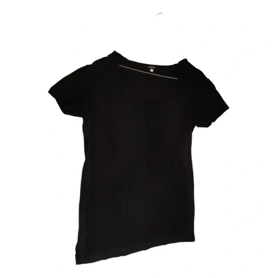 Pre-owned Unconditional T-shirt In Black