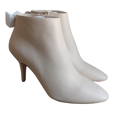 Pre-owned Ferragamo Leather Ankle Boots In Beige