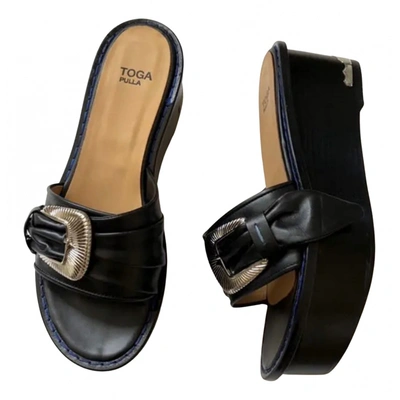 Pre-owned Toga Leather Sandal In Black