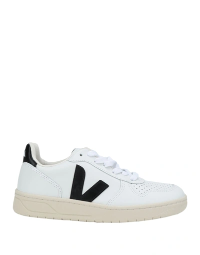 Veja Sneakers In White