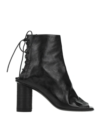 Shoto Ankle Boots In Black