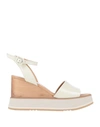 Paloma Barceló Sandals In Ivory