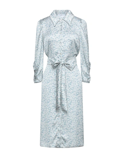 Soallure Midi Dresses In White