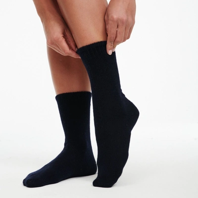 Naadam The Essential Cashmere Socks In Navy