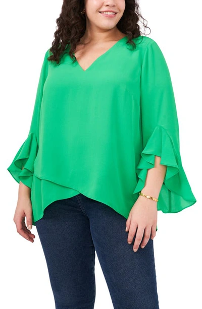 Vince Camuto Flutter Sleeve Crossover Georgette Tunic Top In Vivid Green