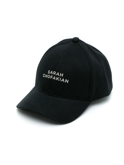 Sarah Chofakian Logo Print Cap In Schwarz