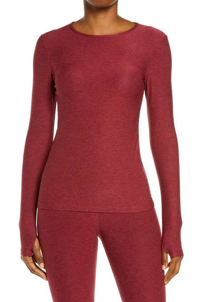 Beyond Yoga Twist It Fate Cropped Pullover In Garnet Red Heather