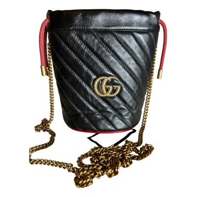 Pre-owned Gucci Gg Marmont Chain Bucket Leather Crossbody Bag In Black