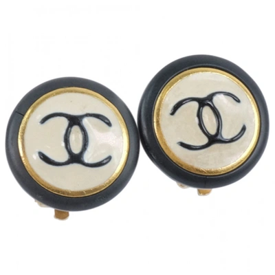 Pre-owned Chanel Earrings In Black