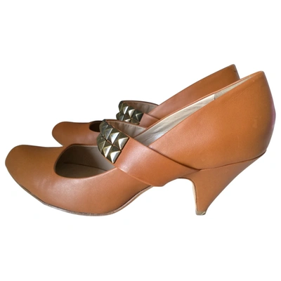 Pre-owned Bimba Y Lola Leather Heels In Camel