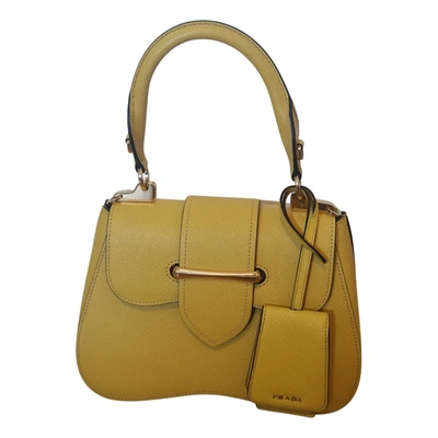 Pre-owned Prada Sidonie Leather Crossbody Bag In Yellow