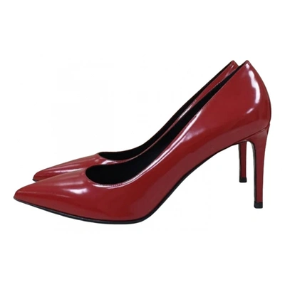 Pre-owned Saint Laurent Zoe Patent Leather Heels In Red
