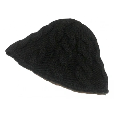 Pre-owned Anna Sui Beanie In Black