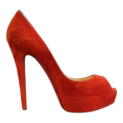 Pre-owned Christian Louboutin Very Privé Velvet Heels In Red