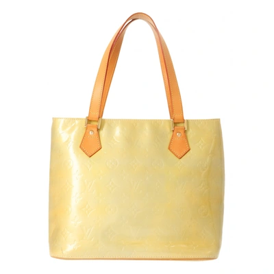 Pre-owned Louis Vuitton Houston Patent Leather Handbag In Yellow