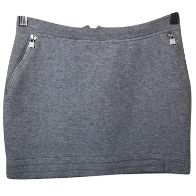 Pre-owned Chanel Wool Mini Skirt In Grey