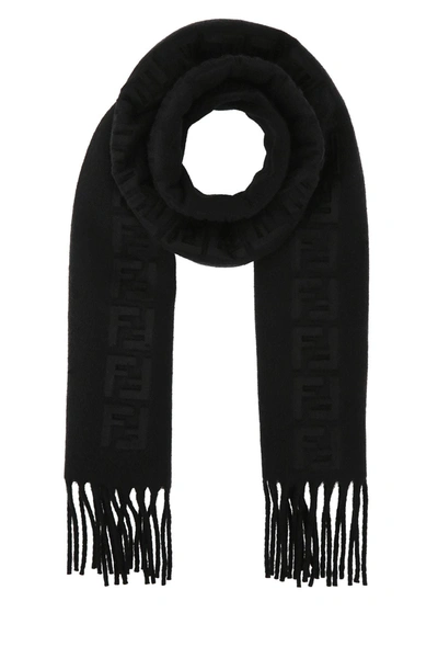 Fendi Logo Embossed Fringed Scarf In Black