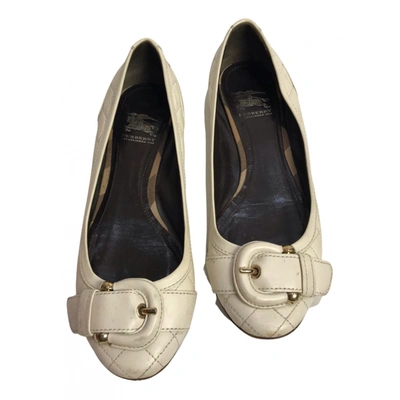 Pre-owned Burberry Leather Ballet Flats In White