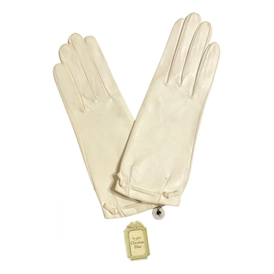 Pre-owned Dior Leather Gloves In White