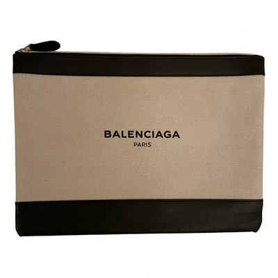 Pre-owned Balenciaga Cloth Clutch Bag In Beige