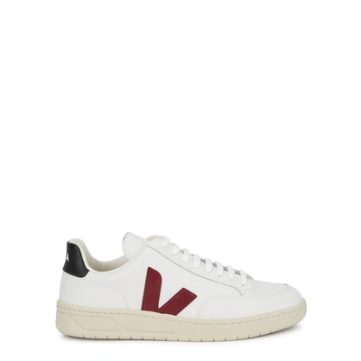 Veja Logo Casual Sports Shoes In White