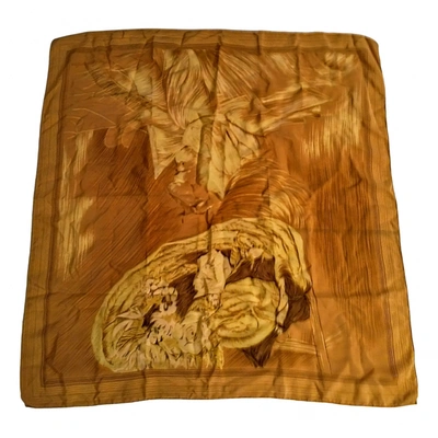 Pre-owned Charles Jourdan Silk Stole In Gold