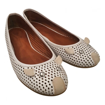 Pre-owned Marc By Marc Jacobs Leather Ballet Flats In White