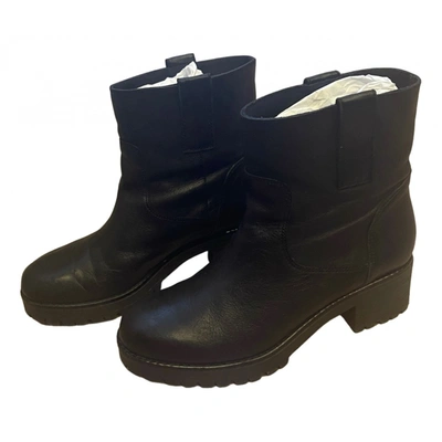 Pre-owned P.a.r.o.s.h Leather Ankle Boots In Black