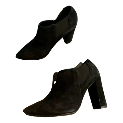 Pre-owned Marc Fisher Ankle Boots In Black