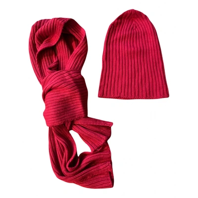 Pre-owned Wolford Cashmere Scarf In Red