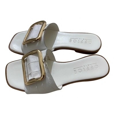 Pre-owned Office London Sandals In White
