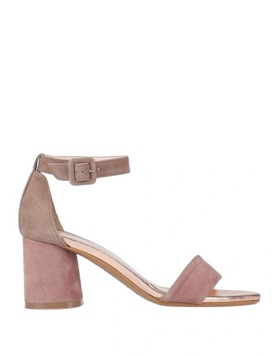 Tiffi Sandals In Pastel Pink