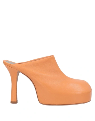Bottega Veneta Woman Mules & Clogs Orange Size 8.5 Soft Leather In Marrone Marroni