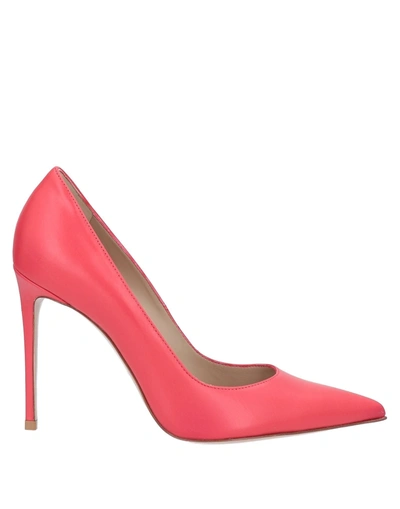 Le Silla Pumps In Coral