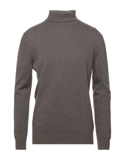 Jeordie's Turtlenecks In Khaki