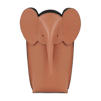 Loewe Elephant Pouch Crossbody Bag In Tan