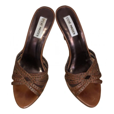 Pre-owned Steve Madden Leather Sandals In Brown