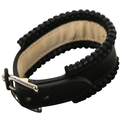 Pre-owned Longchamp Leather Bracelet In Black