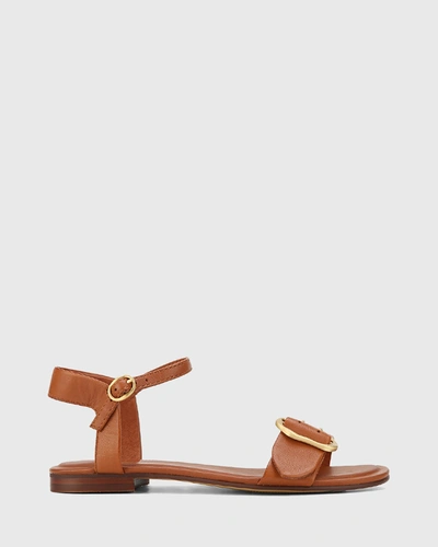 Wittner Caviana Leather Accent Buckle Flat Sandals In Tan