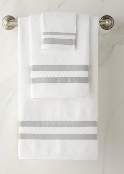 Matouk Marlowe Hand Towel In Silver